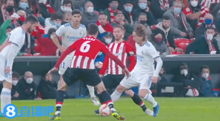 终结14连败！奇才官方：为回馈球迷，可领2.5美元巨无霸汉堡