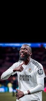 队友为他让球点，暖心瞬间