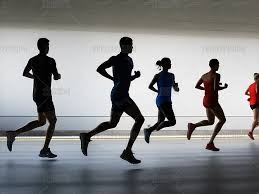 弗莱彻：梅努已回归训练，能否进入比赛大名单要等评估